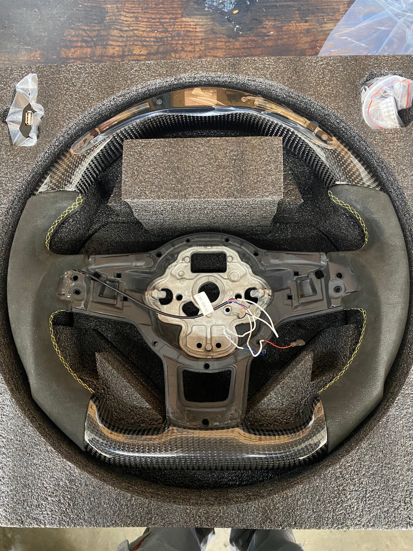 VW Golf 7/R/GTI/GTD carbon steering wheel "CUSTOM"